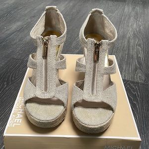 MICHAEL Michael Kors Damita Wedge